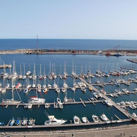 Atlantic Tower - Free Parking Διαμέρισμα Πόντα Ντελγκάντα Εξωτερικό φωτογραφία